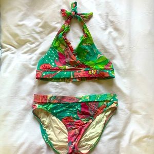 Super cute Lilly Pulitzer two piece bathing suit- flower print- pink, & green- 7